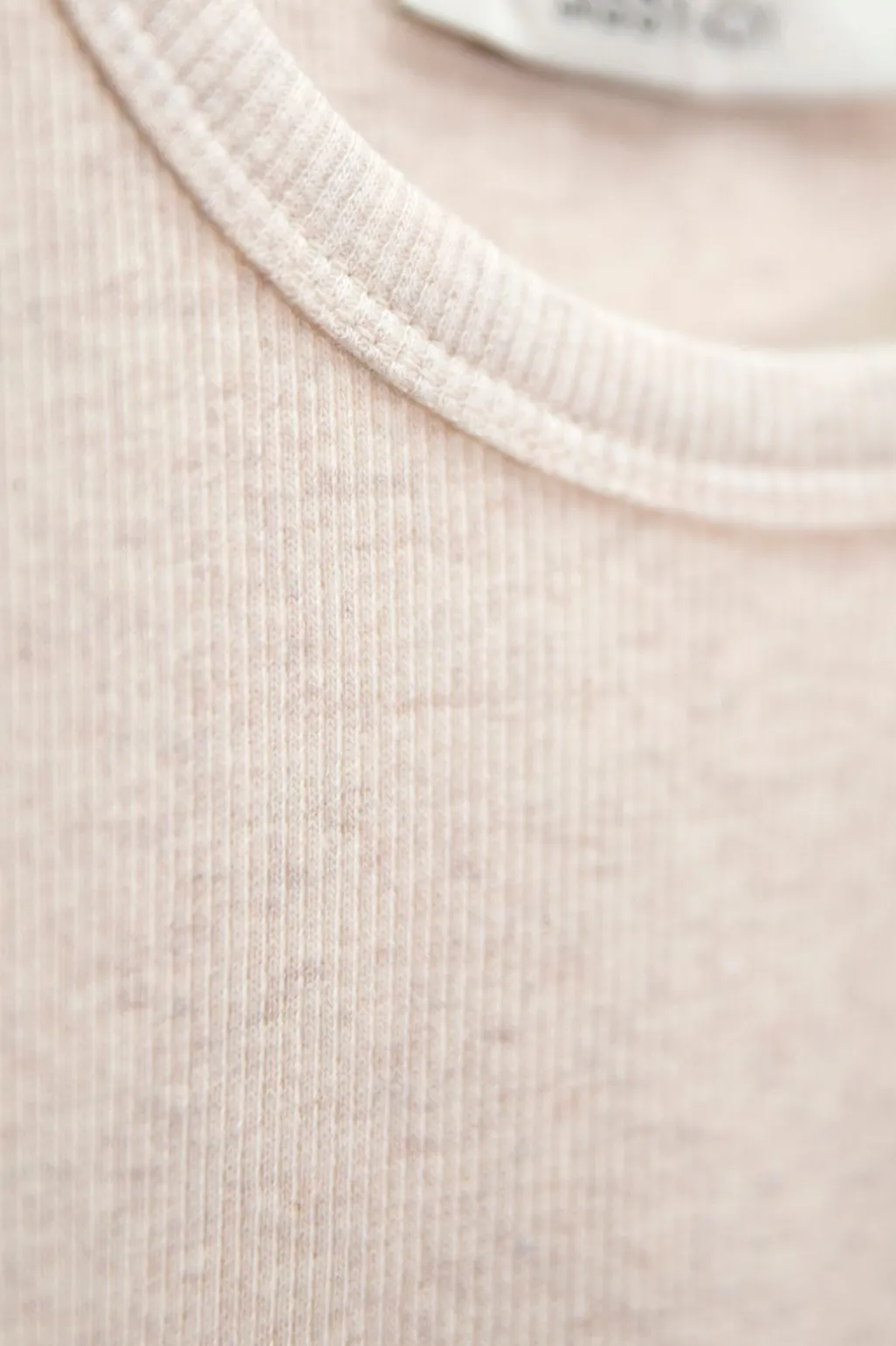 Beige basic stretch rib t-shirt