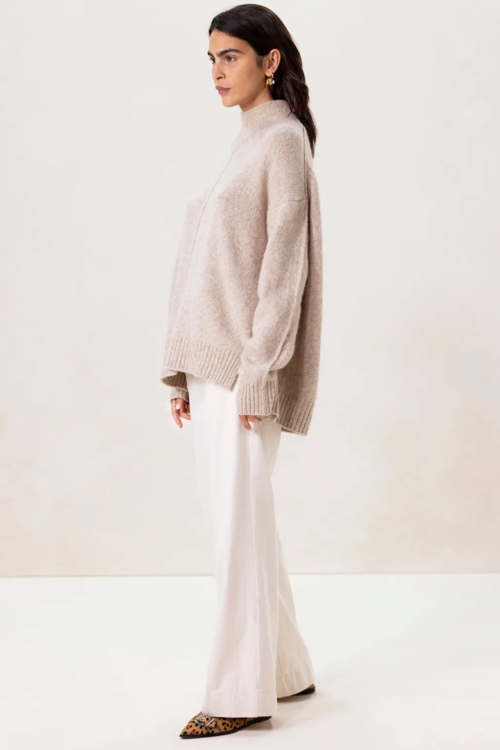 Beige gebreide trui met turtle neck