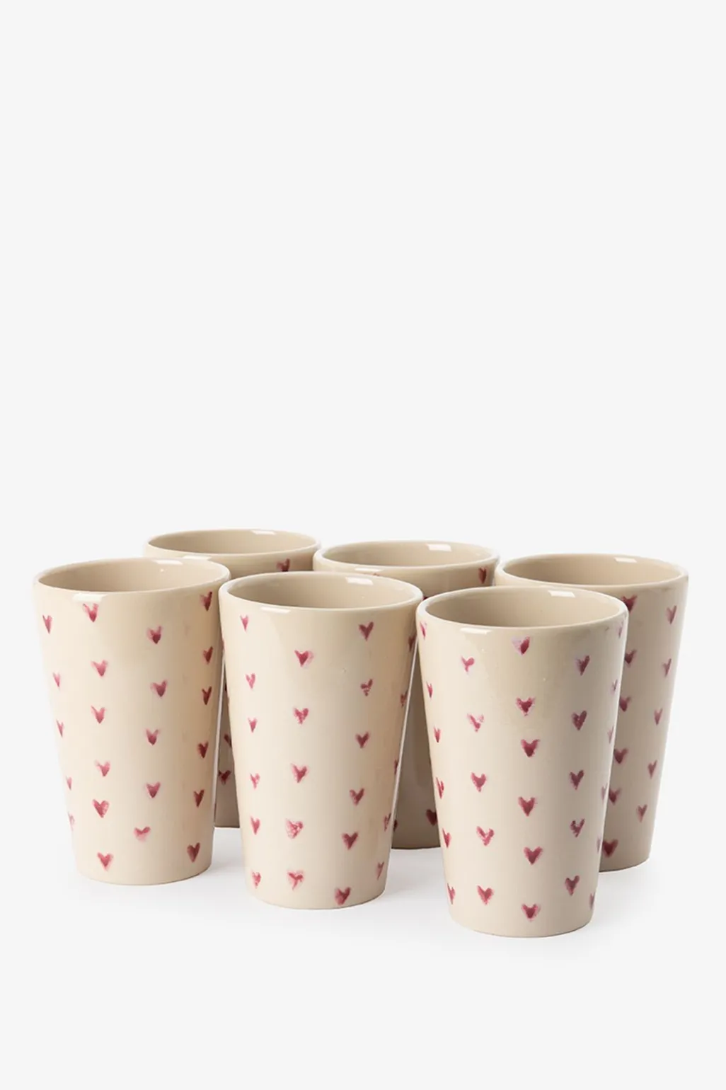 Beige latte mokken met hartjes