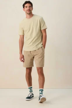 Beige t-shirt met strepen