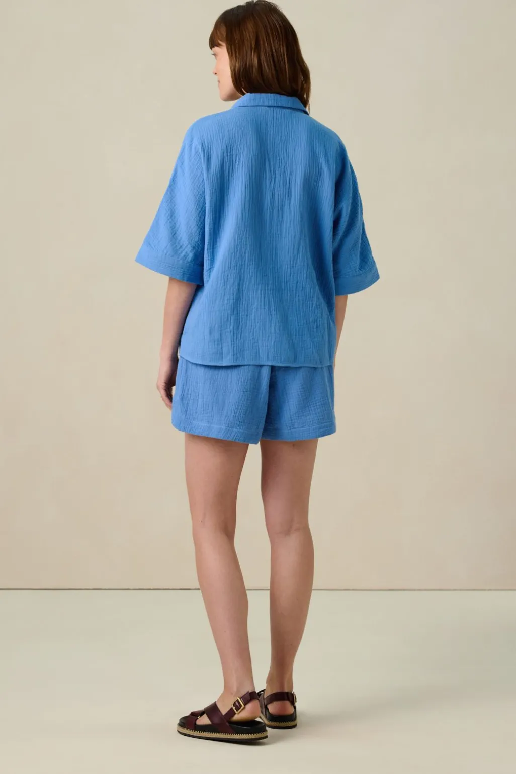 Blauwe blouse met borstzak