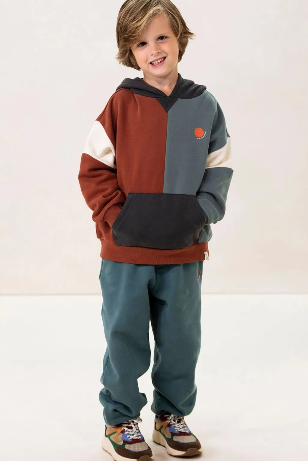 Blauwe colourblock hoodie