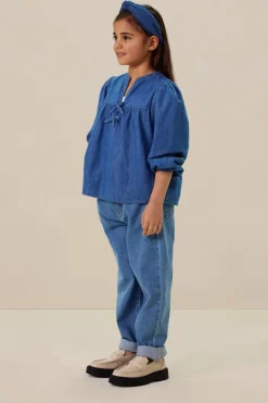 Blauwe denim blouse met strikjes