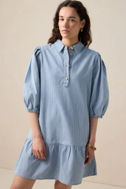 Blauwe denim jurk met pofmouwen