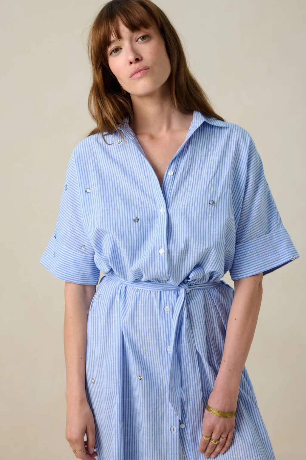 Blauwe gestreepte jurk met pailletten