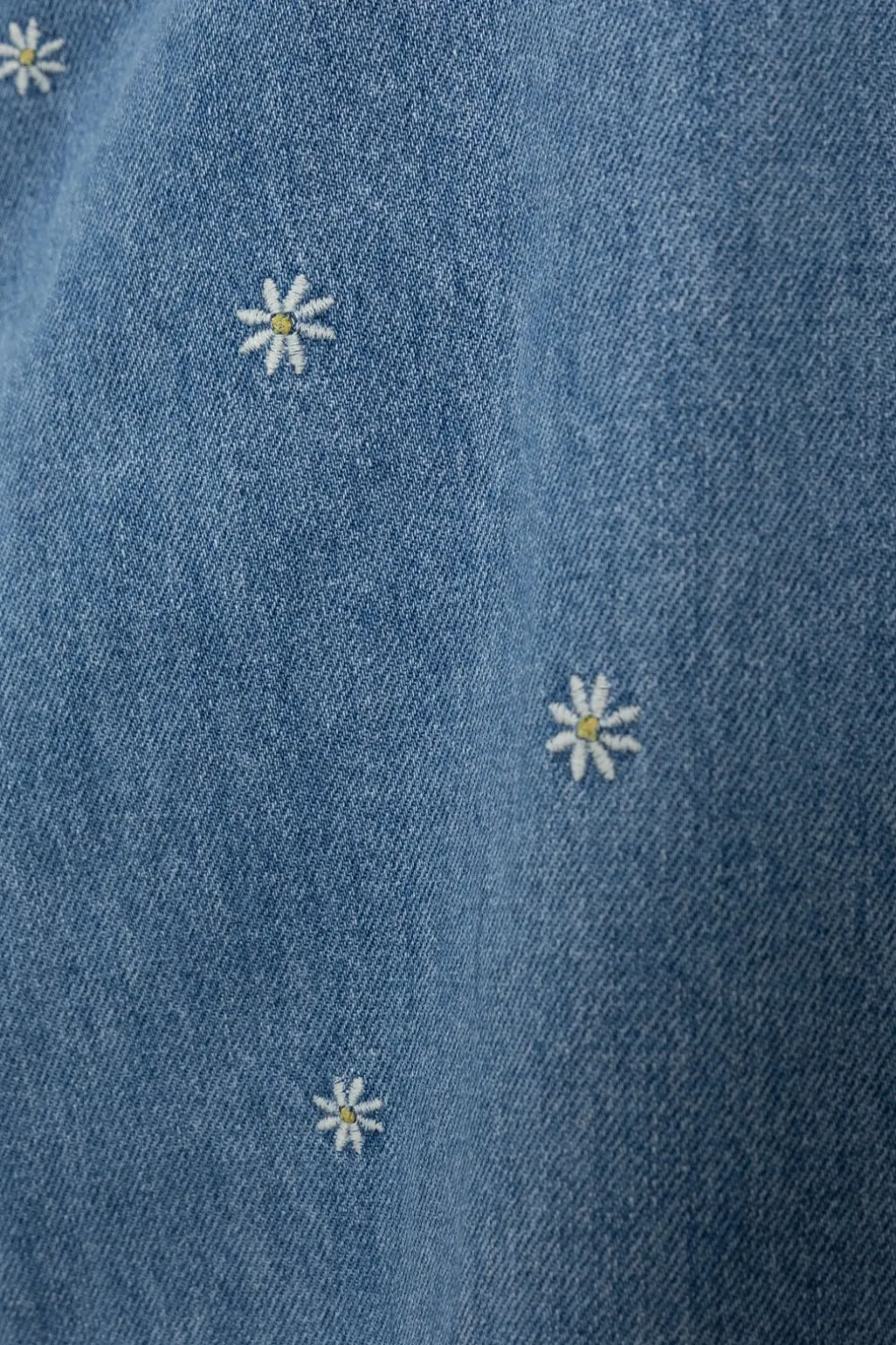 Blauwe high waist girlfriend jeans met embroidery