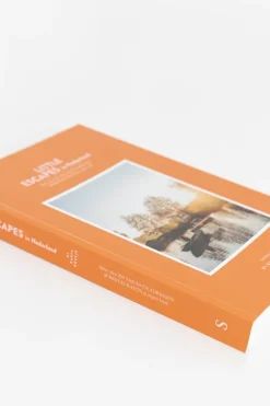 Boek little escapes in Nederland by Barts Boekje