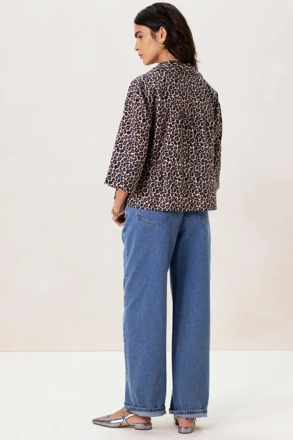 Bruine blouse met leopard print