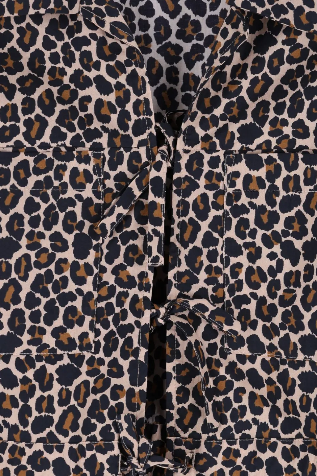 Bruine blouse met leopard print
