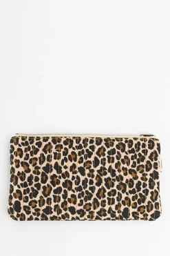 Bruine etui met leopard print