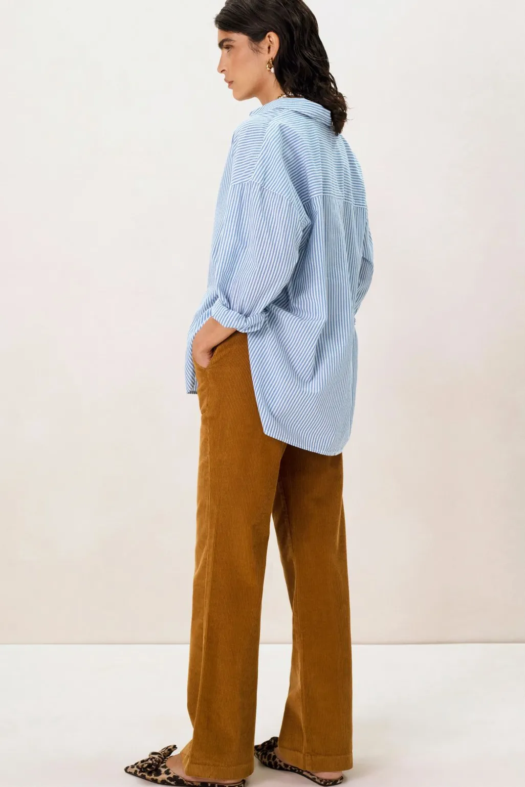 Bruine mid waist wide leg corduroy broek