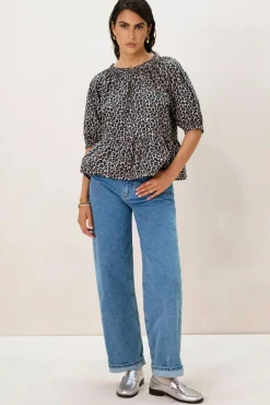 Bruine top met leopard print
