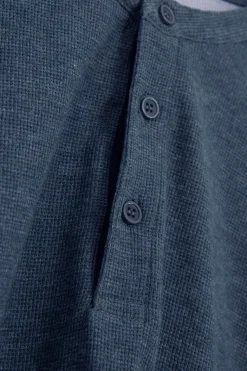 Donkerblauw katoenen henley T-shirt