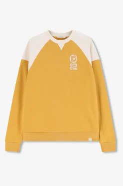 Donkergele sweater met artwork