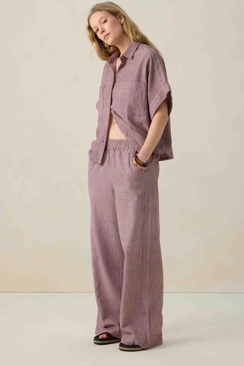 Donkerrode gestreepte blouse