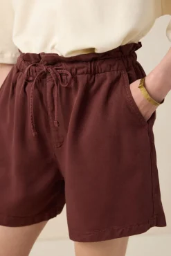 Donkerrode short