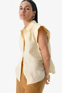 Gele mouwloze blouse