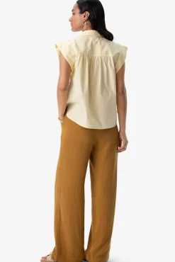 Gele mouwloze blouse