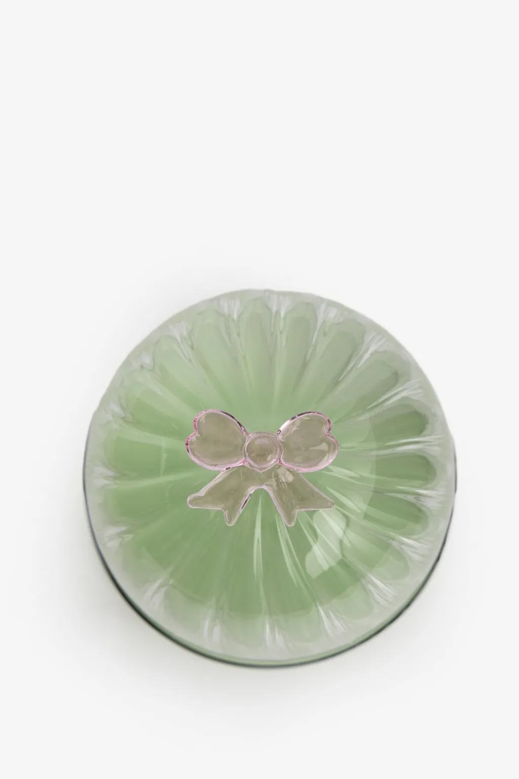 Glazen stolp met roze strikje