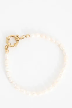 Gold plated armband met parels