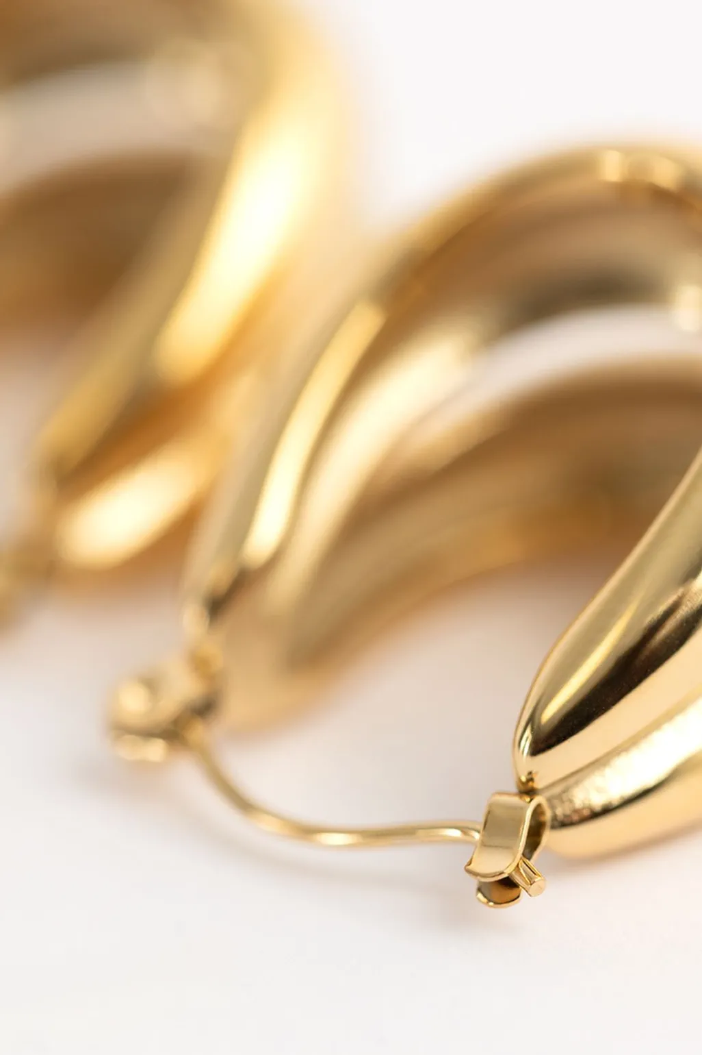 Gold plated dubbele oorbellen