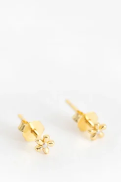 Gold plated oorbellen met bloemetje