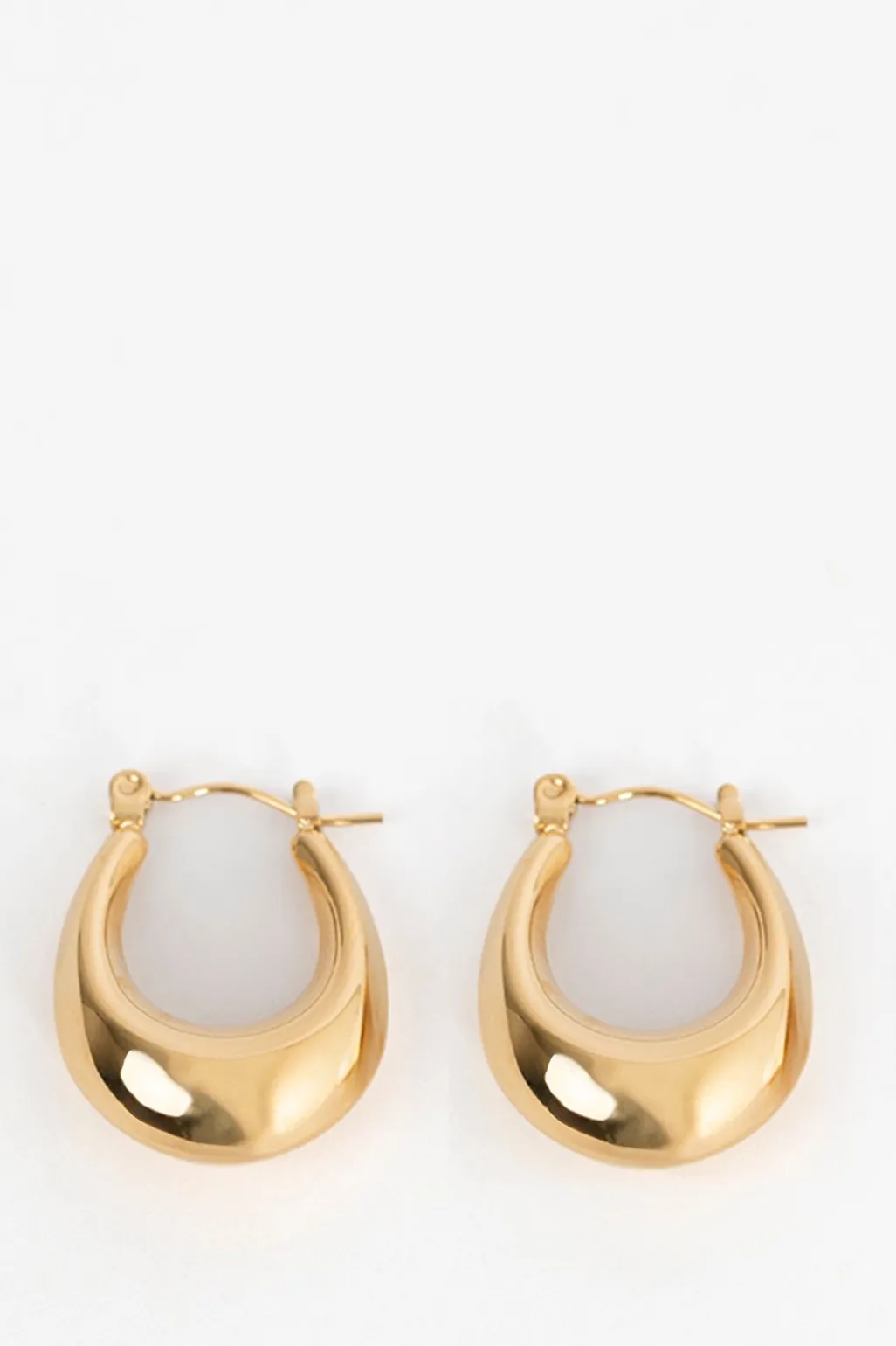 Gold plated ronde oorbellen