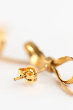 Gold plated stud oorbellen met strikjes