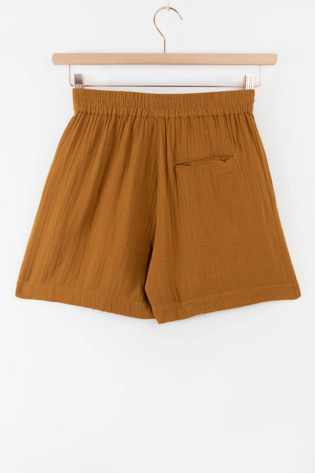 Goudbruine mousseline shorts
