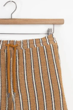 Goudbruine shorts met strepen