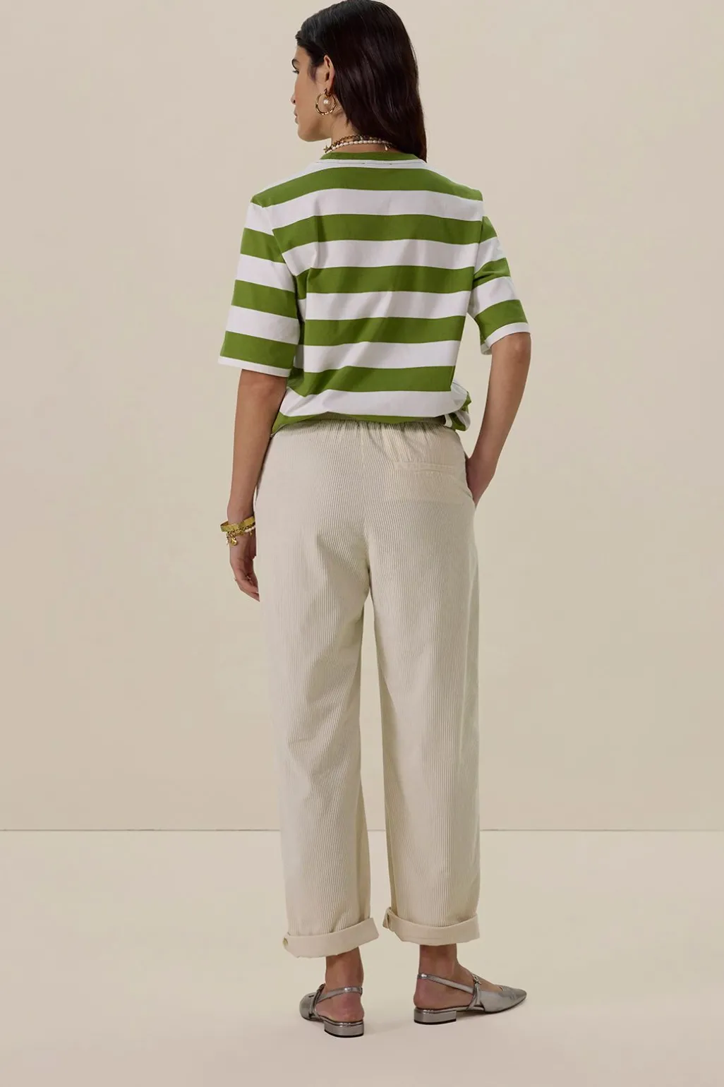 Groen met wit gestreept T-shirt