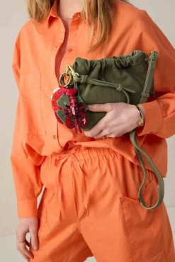 Groene bag charm met klavertjes