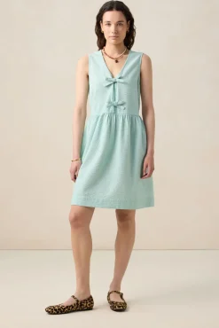 Groene gestreepte mini-jurk