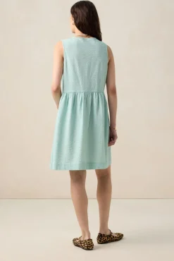 Groene gestreepte mini-jurk
