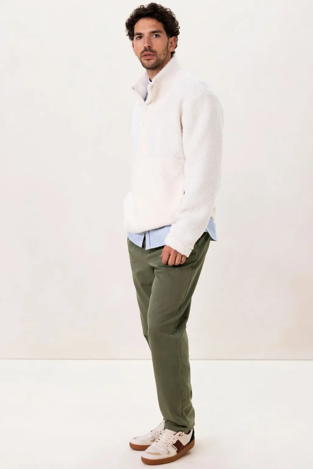 Groene mid-rise chino met elastische taille