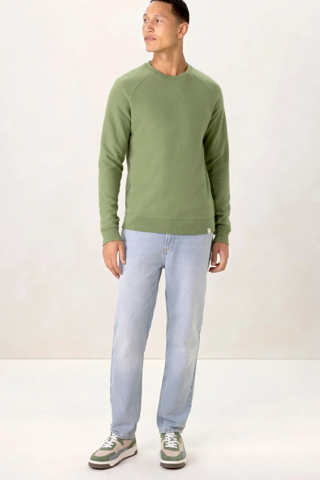 Groene raglan sweater