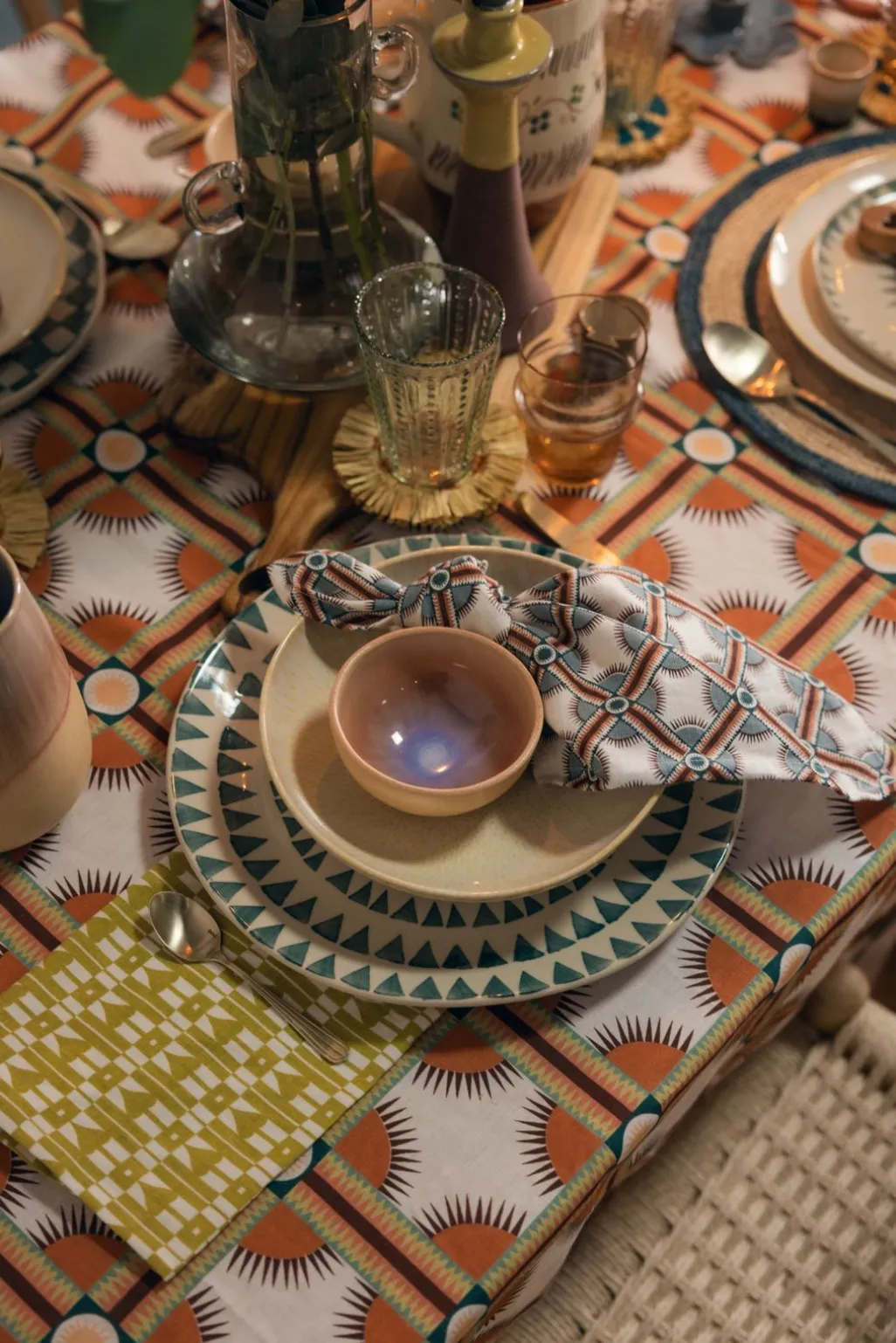 Kom klein lichtbruin reactive glaze funky