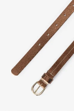 Koperen riem met goudkleurige gesp