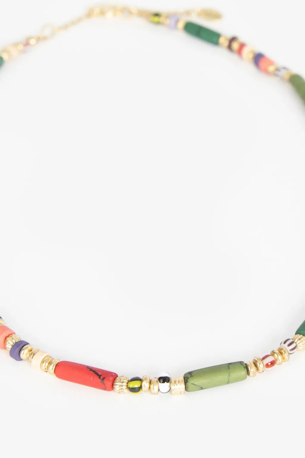 Korte ketting met multicolour kralen