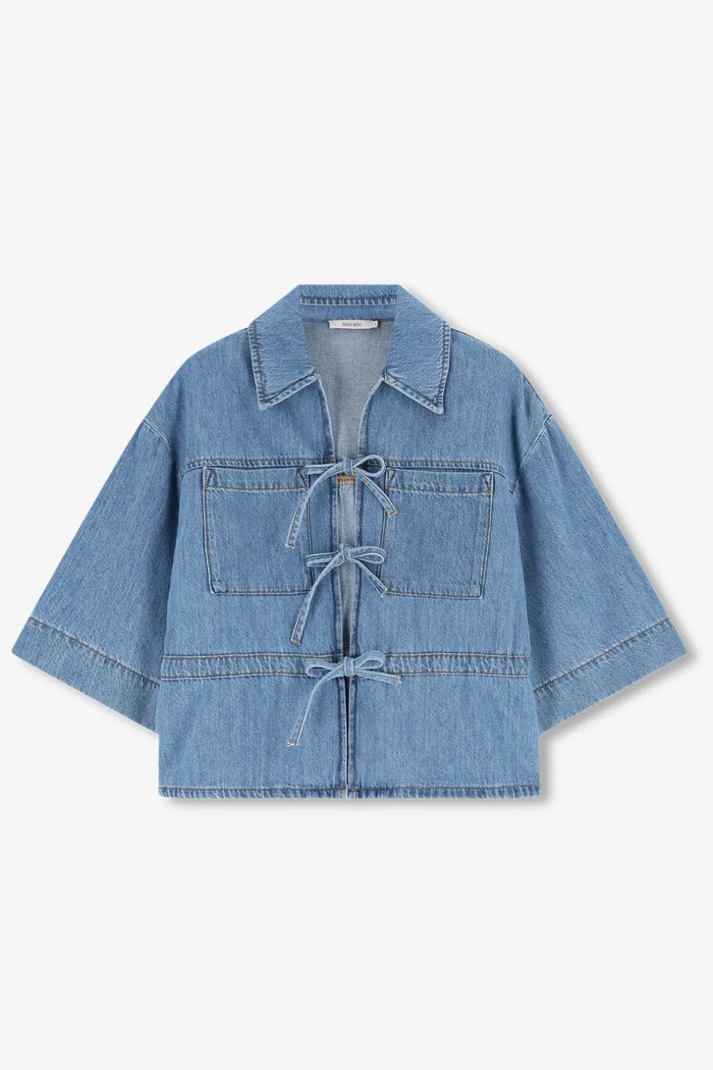 Lichtblauw denim jasje met striksluiting