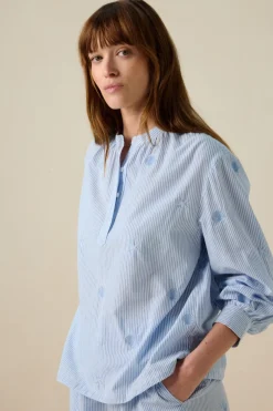 Lichtblauwe gestreepte blouse