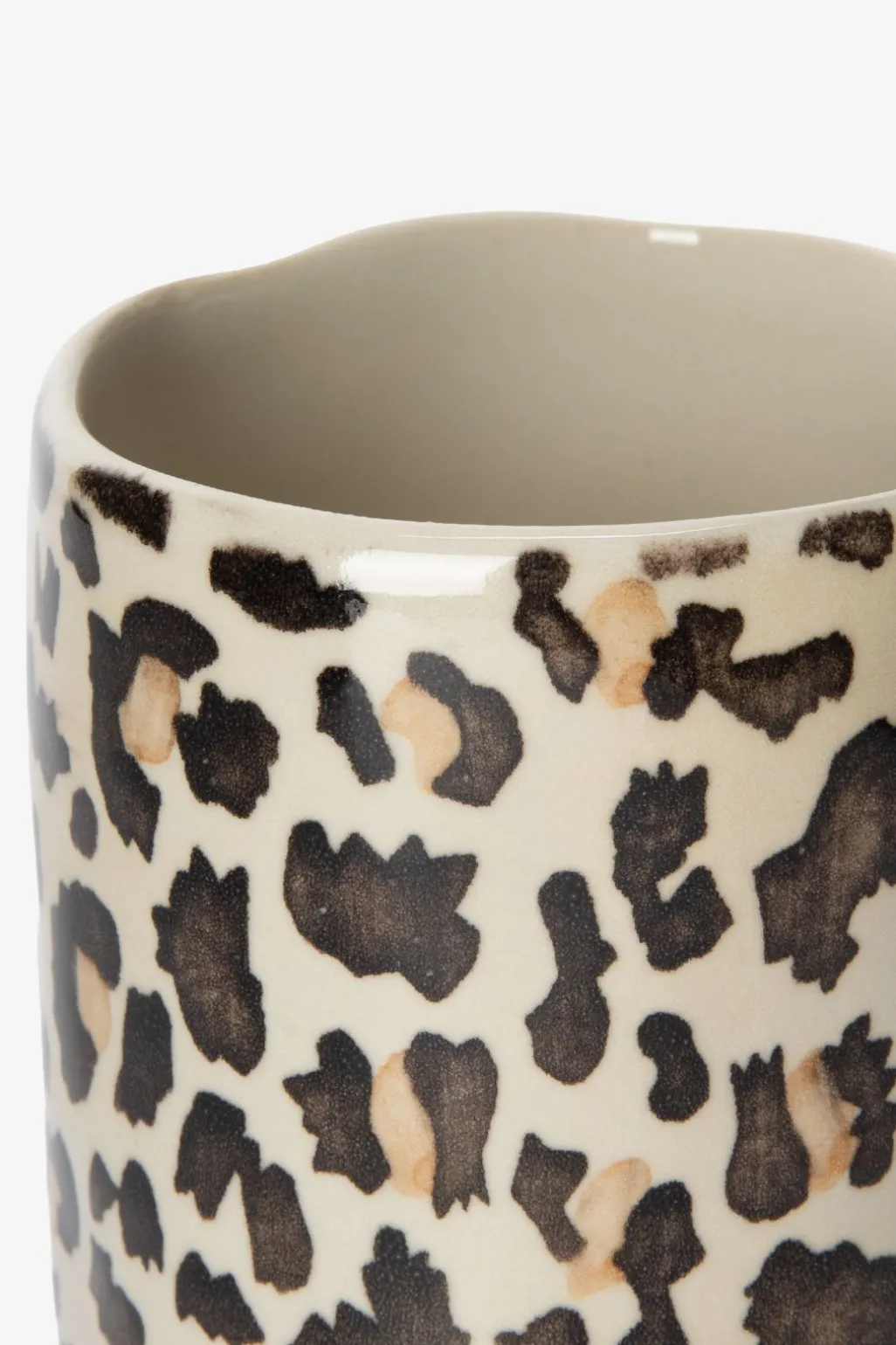 Lichtbruine mok met leopard print