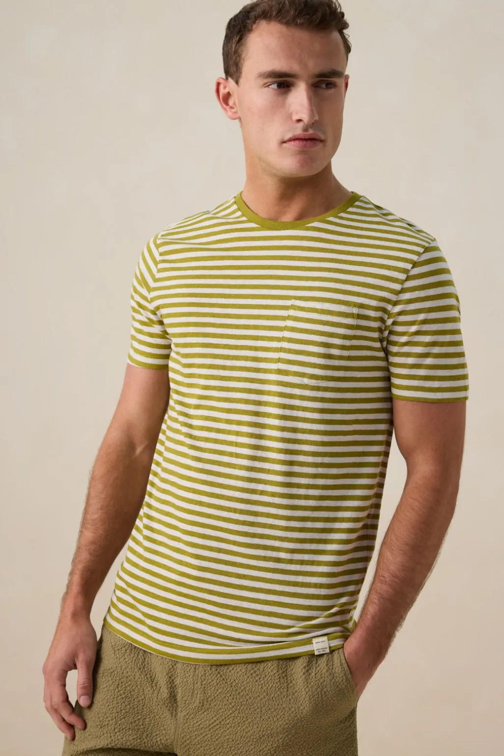 Lichtgroen gestreept T-shirt