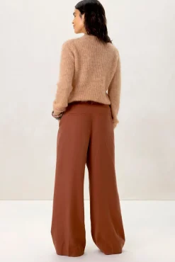 Lichtoranje gebreide trui