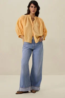 Lichtoranje jacquard blouse