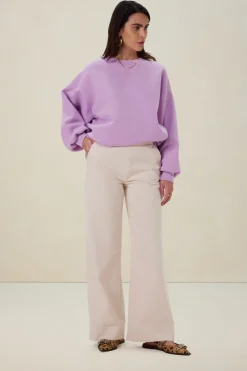 Lichtpaarse oversized sweater