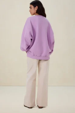 Lichtpaarse oversized sweater