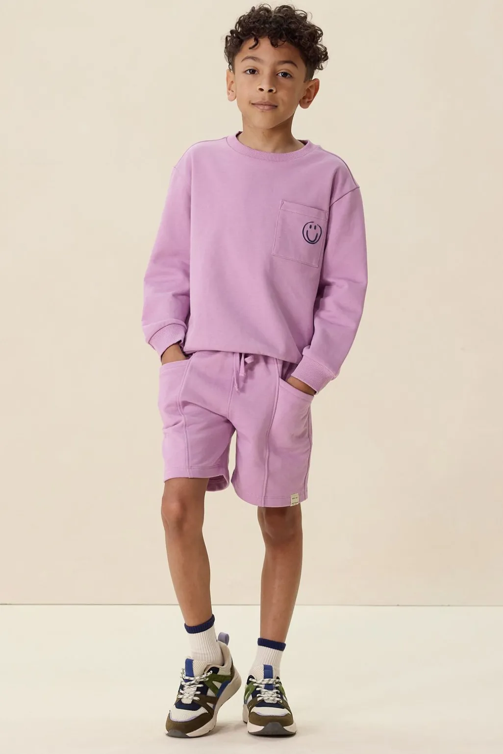 Lichtpaarse sweater met artwork