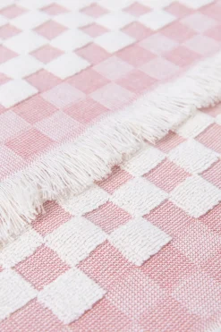 Lichtroze geblokte gastendoek
