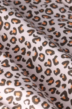 Lichtroze skort met leopard print